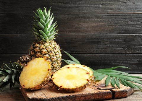 Obraz Na Płótnie Pokrojony Ananas Obraz Na Płótnie Pokrojony Ananas