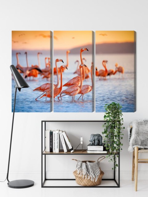 Obraz Wieloczęściowy Stado Flamingów Nad Wodą Obraz Wieloczęściowy Stado Flamingów Nad Wodą