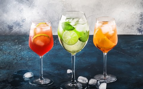 Obraz Wieloczęściowy Okulary Z Letnimi Koktajlami