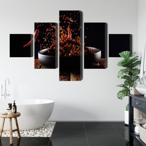 Obraz Wieloczęściowy Pieprz Cayenne W Locie