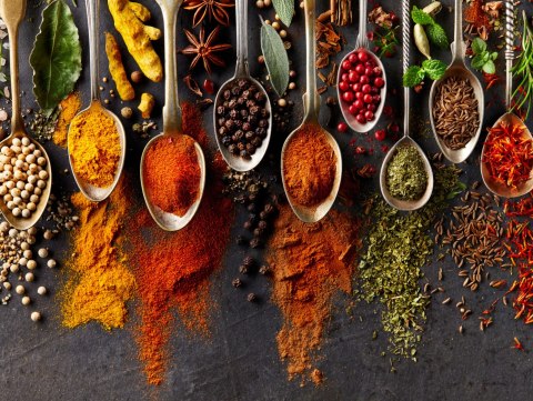 Obraz Wieloczęściowy Przyprawy Na Czarnym Tle