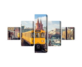 Obraz Wieloczęściowy Żółty Pociąg W Berlinie Na Torach Kolejowych