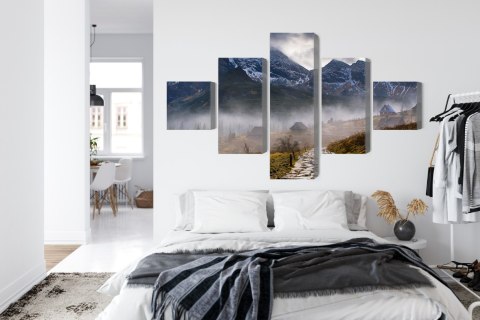 Obraz Wieloczęściowy Mglisty Krajobraz Z Halą Gąsienicową W Tatrach Obraz Wieloczęściowy Mglisty Krajobraz Z Halą Gąsienicową W Tatrach