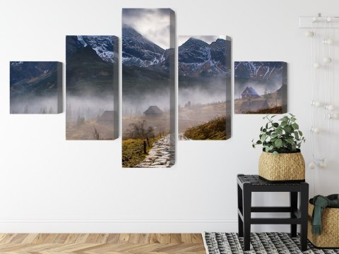 Obraz Wieloczęściowy Mglisty Krajobraz Z Halą Gąsienicową W Tatrach Obraz Wieloczęściowy Mglisty Krajobraz Z Halą Gąsienicową W Tatrach