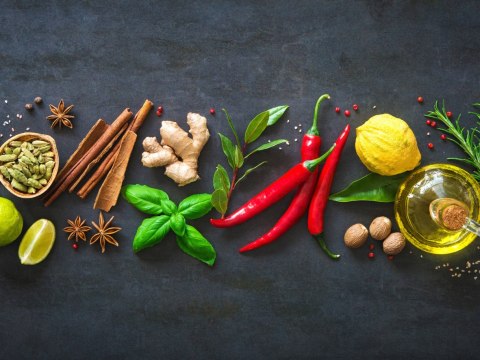 Obraz Wieloczęściowy Świeże Aromatyczne Przyprawy Obraz Wieloczęściowy Świeże Aromatyczne Przyprawy