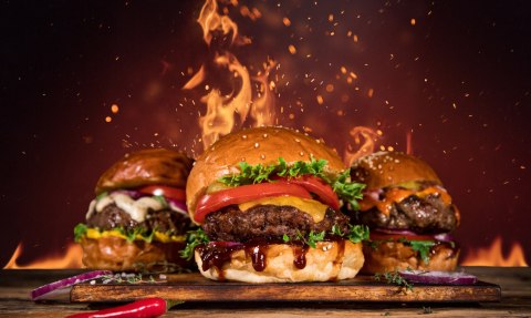 Obraz Wieloczęściowy Smaczne Hamburgery Obraz Wieloczęściowy Smaczne Hamburgery