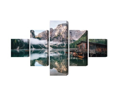Obraz Wieloczęściowy Domek Nad Włoskim Jeziorem Braies 3D Obraz Wieloczęściowy Domek Nad Włoskim Jeziorem Braies 3D