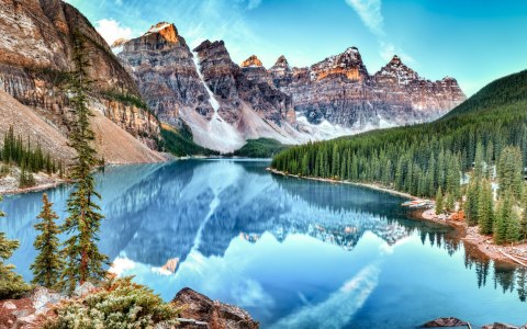 Obraz Wieloczęściowy Jezioro Moraine W Parku Narodowym Banff, Kanada Obraz Wieloczęściowy Jezioro Moraine W Parku Narodowym Banff, Kanada