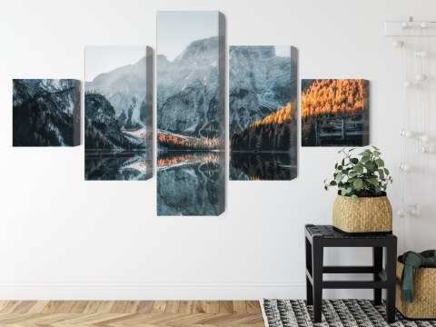 Obraz Wieloczęściowy Włoskie Jezioro Braies 3D Obraz Wieloczęściowy Włoskie Jezioro Braies 3D