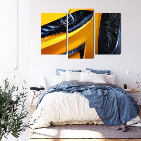 Obraz Wieloczęściowy Przód Żółtego Samochodu Sportowego Obraz Wieloczęściowy Przód Żółtego Samochodu Sportowego