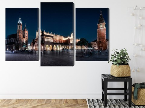 Obraz Wieloczęściowy Krakowskie Sukiennice I Wieża Mariacka Nocą Obraz Wieloczęściowy Krakowskie Sukiennice I Wieża Mariacka Nocą