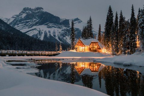 Obraz Wieloczęściowy Emerald Lake W Kanadzie Zimą Obraz Wieloczęściowy Emerald Lake W Kanadzie Zimą