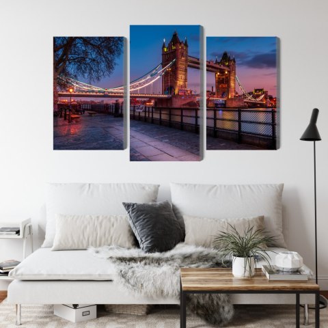 Obraz Wieloczęściowy Tower Bridge W Londynie O Zachodzie Słońca Obraz Wieloczęściowy Tower Bridge W Londynie O Zachodzie Słońca