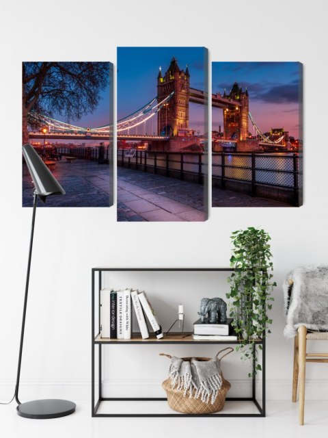 Obraz Wieloczęściowy Tower Bridge W Londynie O Zachodzie Słońca Obraz Wieloczęściowy Tower Bridge W Londynie O Zachodzie Słońca