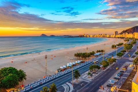 Obraz Wieloczęściowy Widok Na Wschód Słońca Plaży Copacabana I Avenida Obraz Wieloczęściowy Widok Na Wschód Słońca Plaży Copacabana I Avenida