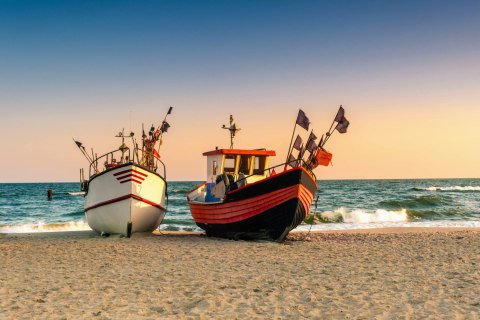 Obraz Wieloczęściowy Łodzie Rybackie Na Plaży Obraz Wieloczęściowy Łodzie Rybackie Na Plaży