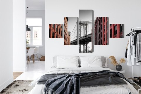 Obraz Wieloczęściowy Widok Na Most Manhattan Bridge Z Ulicy Washington Street Obraz Wieloczęściowy Widok Na Most Manhattan Bridge Z Ulicy Washington Street