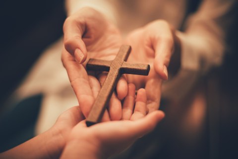 Obraz Na Płótnie Krzyż Na Rękach Obraz Na Płótnie Krzyż Na Rękach