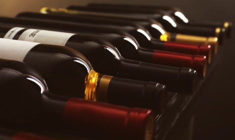 Obraz Wieloczęściowy Pyszne Butelki Wina Obraz Wieloczęściowy Pyszne Butelki Wina