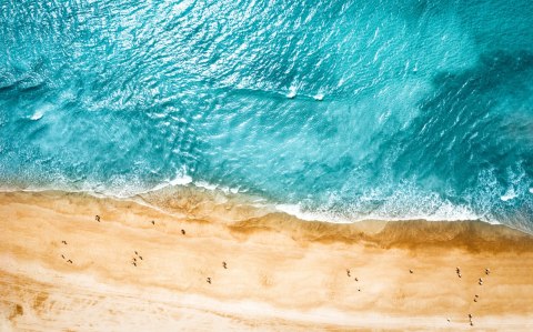 Obraz Wieloczęściowy Widok Z Lotu Ptaka Na Ocean I Plażę Obraz Wieloczęściowy Widok Z Lotu Ptaka Na Ocean I Plażę