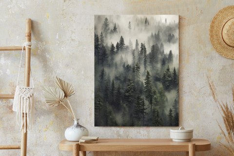 Plakat Górskie Wzgórza Pokryte Lasem We Mgle