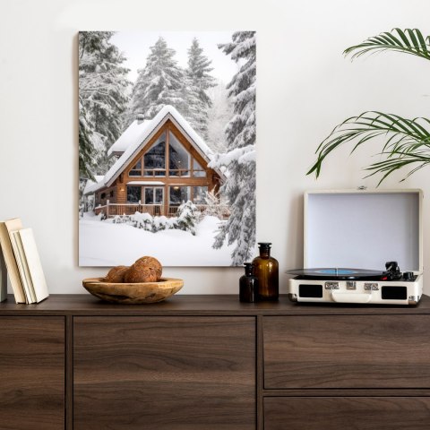 Plakat Skandynawski Domek Pokryty Śniegiem W Zimowym Lesie