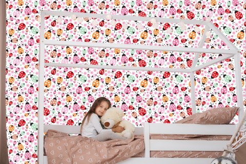 Tapeta Dla Dziewczynki Biedronki Kwiaty Serduszka