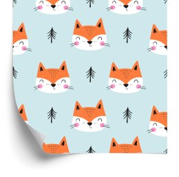 Tapeta Uśmiechnięte Liski Wśród Drzew