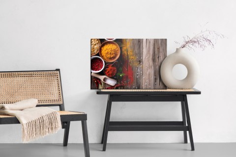 Obraz Na Płótnie Ostre Przyprawy Na Deskach