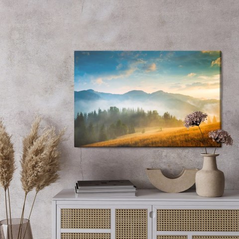 Obraz Na Płótnie Mglisty Krajobraz Górski