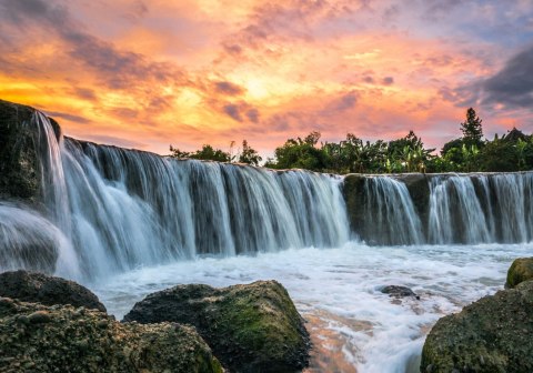 Obraz Na Płótnie Wodospad Parigi W Indonezji