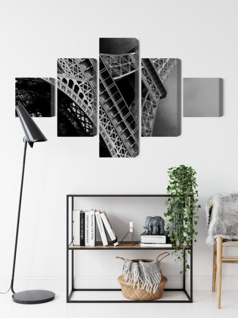 Obraz Wieloczęściowy Czarno-Biały Widok Na Wieżę Eiffla Od Dołu