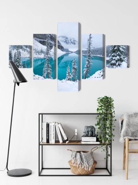 Obraz Wieloczęściowy Jezioro Morenowe Zimą
