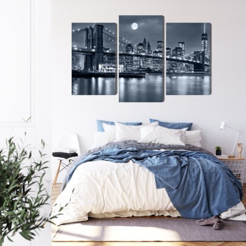 Obraz Wieloczęściowy Nocna Panorama Nowego Jorku Z Księżycem Na Niebie
