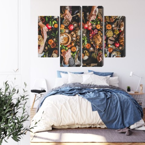 Obraz Wieloczęściowy Stół Był Obficie Nakryty