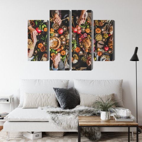 Obraz Wieloczęściowy Stół Był Obficie Nakryty