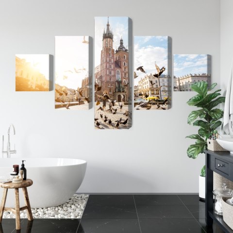 Obraz Wieloczęściowy Bazylika Mariacka O Wschodzie Słońca