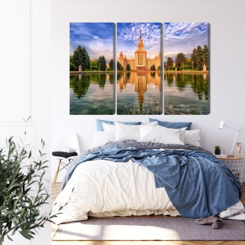 Obraz Wieloczęściowy Widok Na Budynek Moskiewskiego Uniwersytetu Państwowego