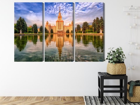 Obraz Wieloczęściowy Widok Na Budynek Moskiewskiego Uniwersytetu Państwowego