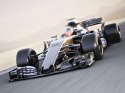 Obraz Wieloczęściowy Samochód Formuły 1 Na Torze Wyścigowym