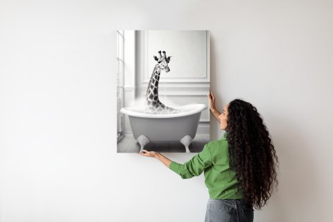 Plakat Surrealistyczna Ilustracja Z Żyrafą W Wannie