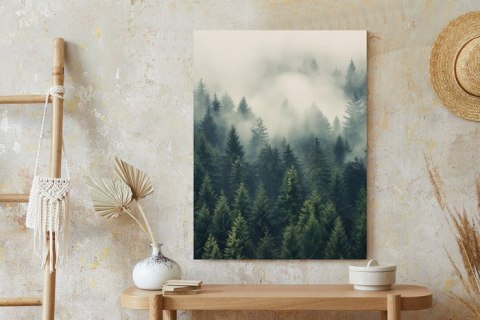 Plakat Gęsta Mgła Nad Zielonym Lasem Iglastym