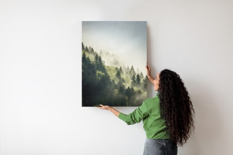 Plakat Las Na Górskich Wzgórzach We Mgle