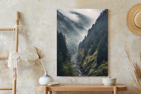 Plakat Strumyk I Górski Las We Mgle