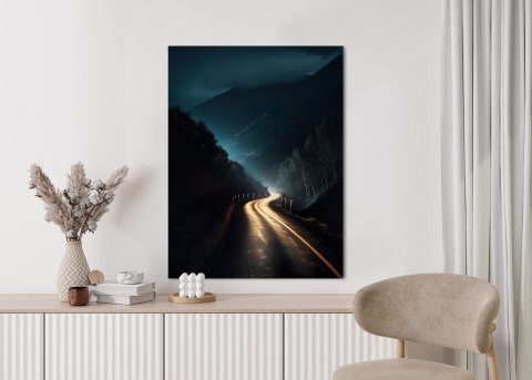 Plakat Światło Na Górskiej Drodze W Nocy