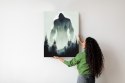 Plakat Sylwetka Yeti I Mroczny Las
