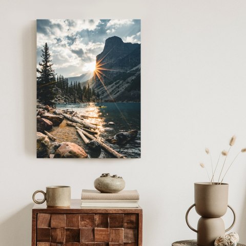 Plakat Wschód Słońca Nad Górskim Jeziorem Moraine