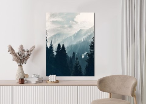 Plakat Górski Las W Porannej Gęstej Mgle